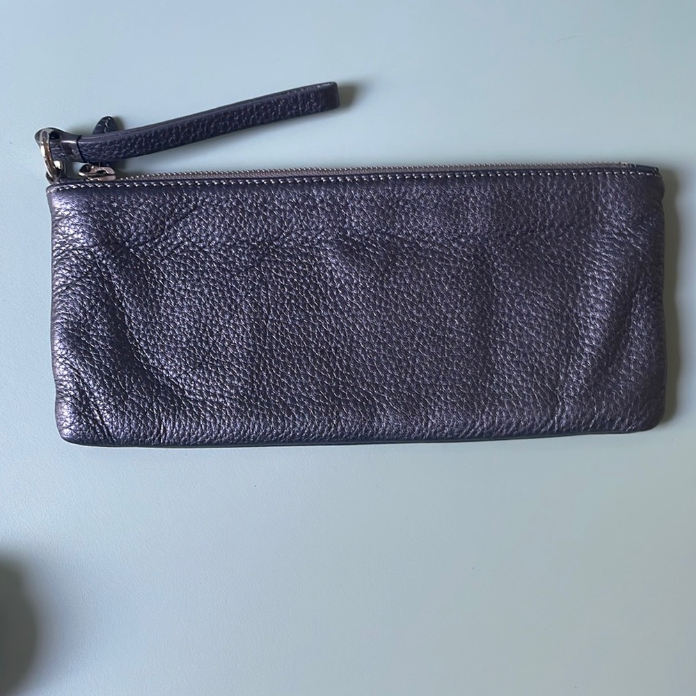 EUC ELIE TAHARI wristlet/clutch